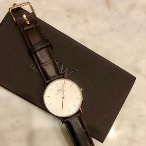 Daniel Wellington - rose gold/white dark brown